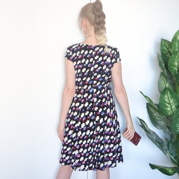 Eliza J. Cap Sleeve Geometric Print A-line Mini Dress Size 0P - Picture 5 of 15